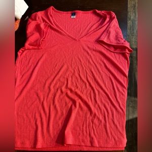 Old navy ribbed t shirt
